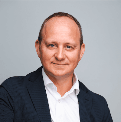 Giles Davies | Oncoplastic Breast Surgeon